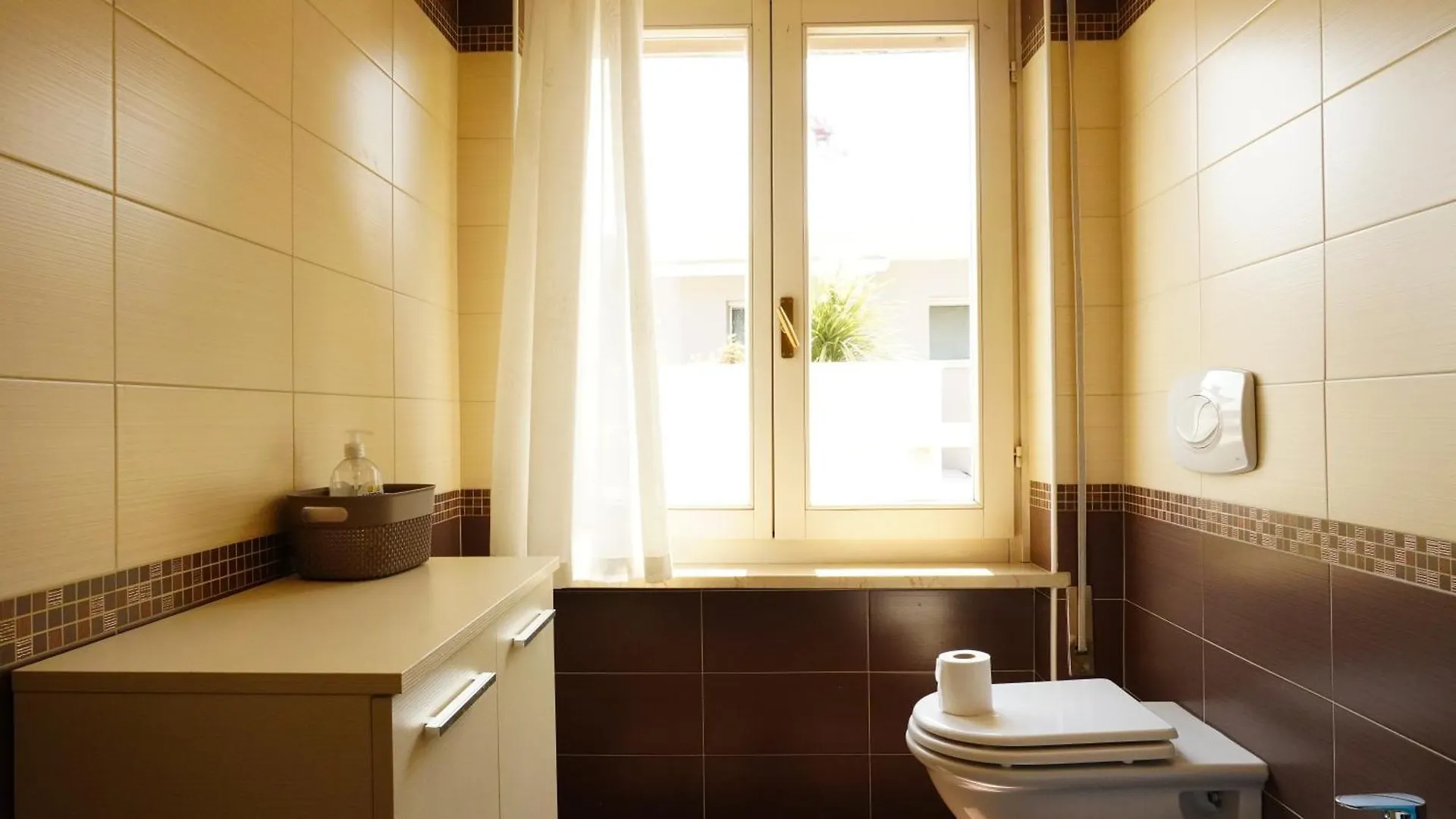 Appartamenti Villa Lina Desenzano del Garda 0*,