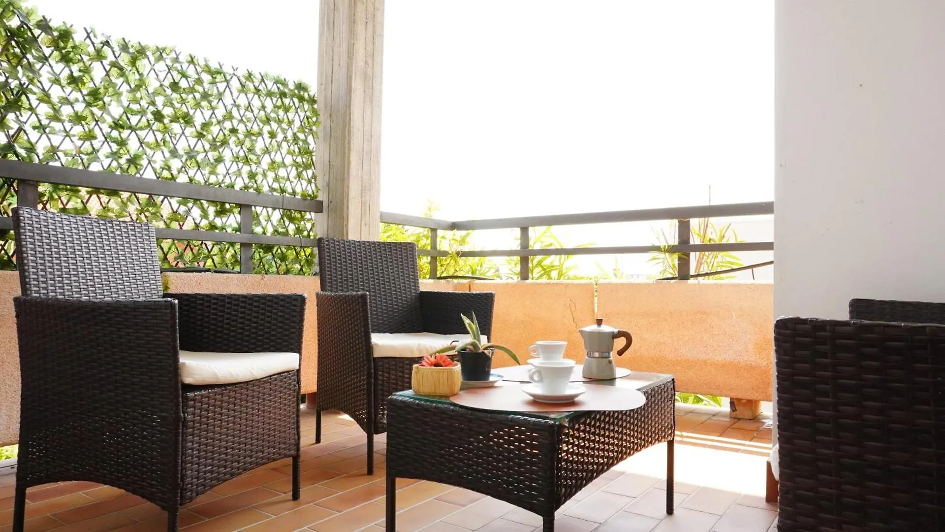 Apartment Appartamenti Villa Lina Desenzano del Garda Italien