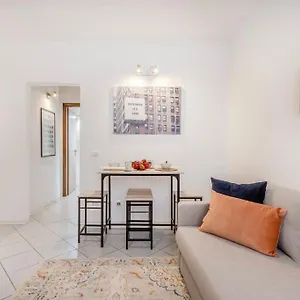 https://balsamico-feelings-near-city-centre.emilia-romagnahotels.net