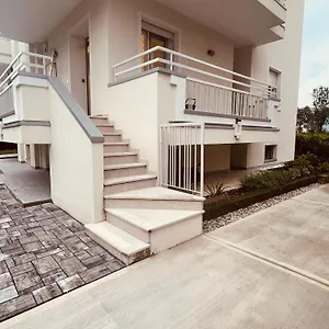  Apartment Gardenia
